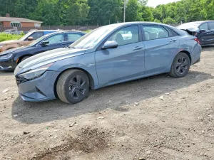 Hyundai Elantra 2.0L 4 2021