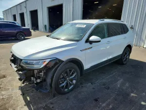 Volkswagen Tiguan 2.0L 4 2023