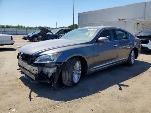 Lexus LS 4.6L 8 2017