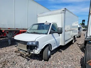 GMC Savana 6.6L 8 2022