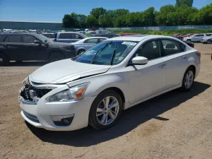 Nissan Altima 2.5L 4 2015