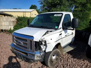Ford Econoline 6.8L 10 2015