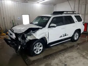 Toyota 4Runner 4.0L 6 2015