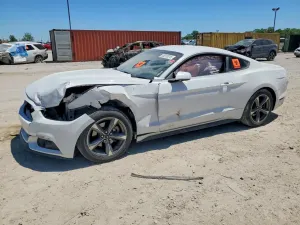 Ford Mustang 3.7L 6 2015