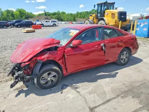 Hyundai Elantra 2.0L 4 2024