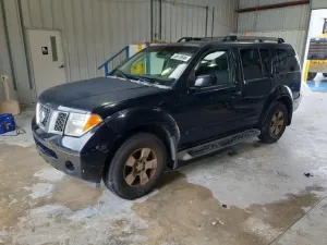 Nissan Pathfinder 4.0L 6 2005