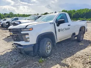 Chevrolet Silverado 1500 6.6L 8 2025