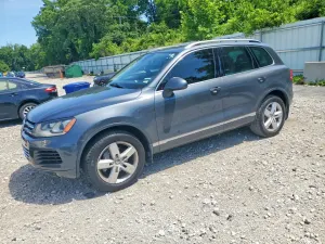 Volkswagen Touareg 3.6L 6 2014