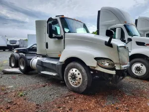 International LT Series 15.0L 6 2020
