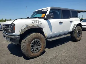 Ford Bronco 3.0L 6 2024