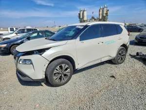 Nissan Rogue 2.5L 4 2021