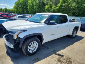 Toyota Tundra 3.4L 6 2026