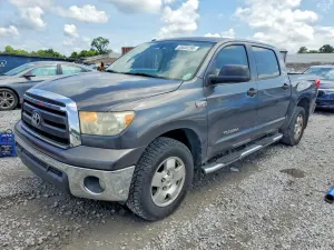 Toyota Tundra 5.7L 8 2012