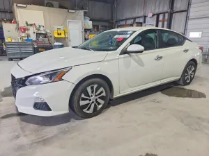 Nissan Altima 2.5L 4 2020