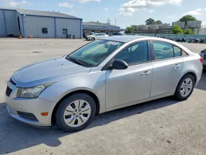 Chevrolet Cruze 1.8L 4 2013