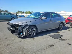 Hyundai Elantra 2.0L 4 2024
