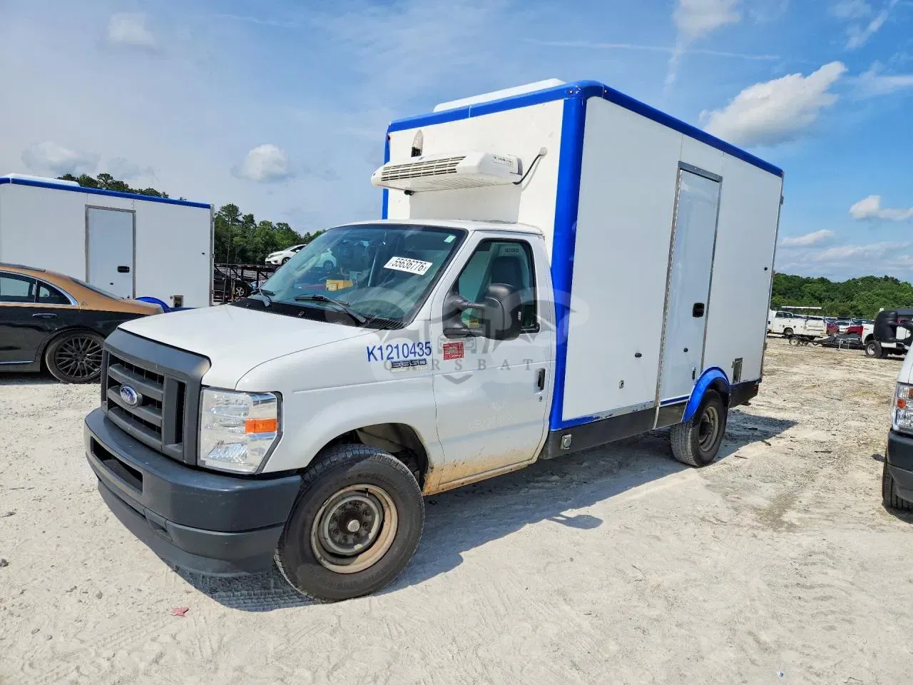 Ford Econoline 7.3L 8 2023