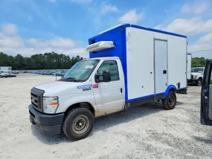 Ford Econoline 7.3L 8 2023