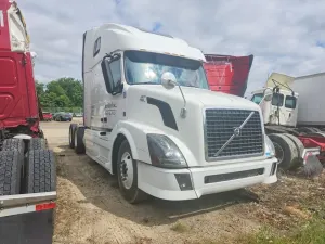 Volvo VN 12.8L 6 2012