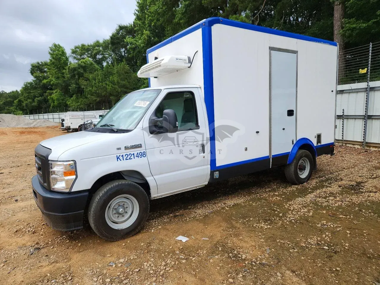 Ford Econoline 7.3L 8 2024