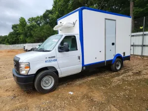 Ford Econoline 7.3L 8 2024