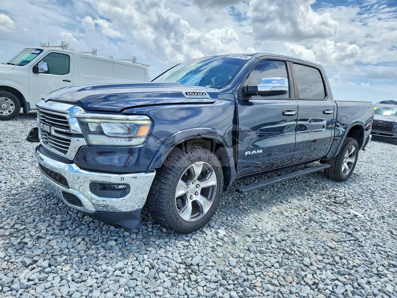 RAM 1500 5.7L 8 2021