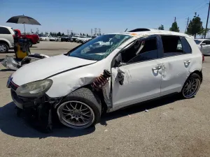 Volkswagen Golf 2.0L 4 2012