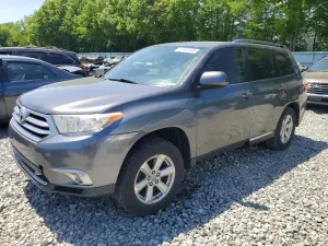 Toyota Highlander 3.5L 6 2013