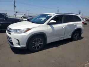 Toyota Highlander 3.5L 6 2017