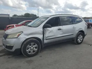 Chevrolet Traverse LS 3.6L 6 2015
