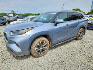 Toyota Highlander 3.5L 6 2022