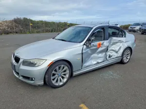 BMW 3 Series 3.0L 6 2011