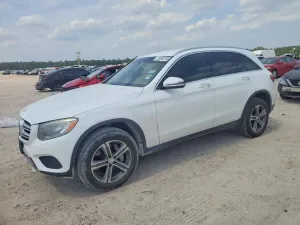 Mercedes-Benz GLC 2.0L 4 2016