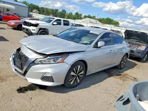 Nissan Altima 2.5L 4 2021