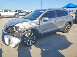 Volkswagen Taos 1.5L 4 2024