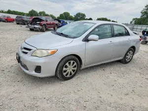 Toyota Corolla 1.8L 4 2011