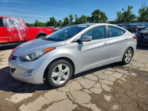 Hyundai Elantra 1.8L 4 2013