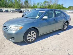Toyota Camry 2.5L 4 2010