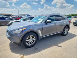 Infiniti QX70 3.7L 6 2014