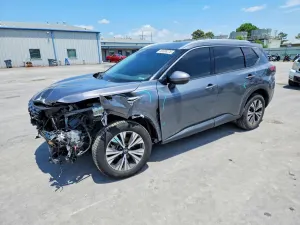 Nissan Rogue 2.5L 4 2021