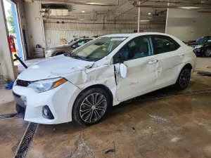 Toyota Corolla 1.8L 4 2016