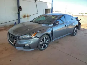 Nissan Altima 2.5L 4 2022