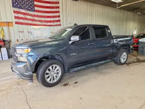 Chevrolet Silverado 1500 4.3L 6 2020