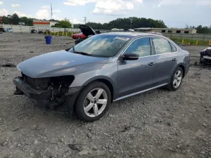 Volkswagen Passat 2.5L 5 2013
