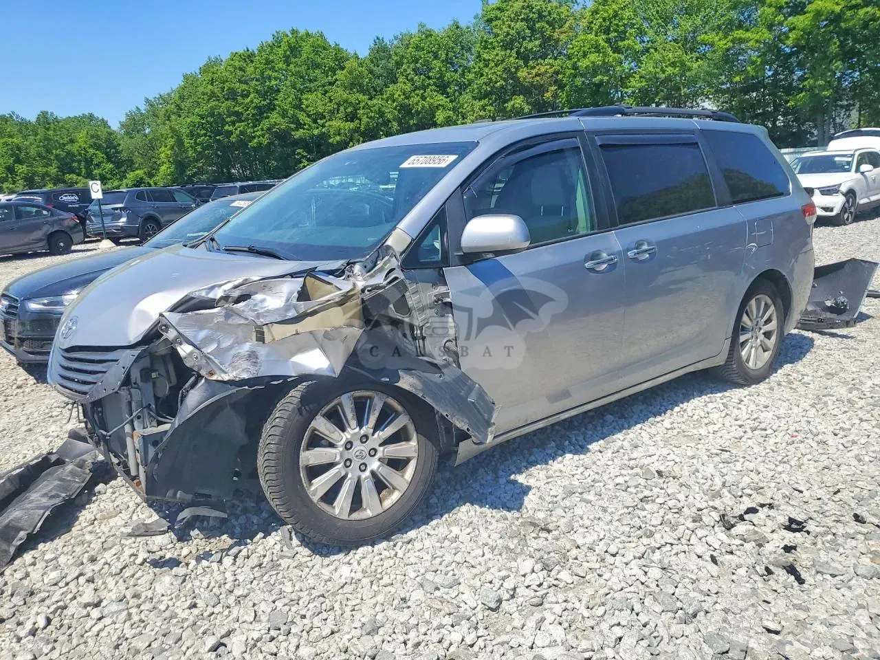 Toyota Sienna 3.5L 6 2011