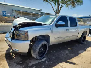 Chevrolet Silverado 1500 4.8L 8 2011