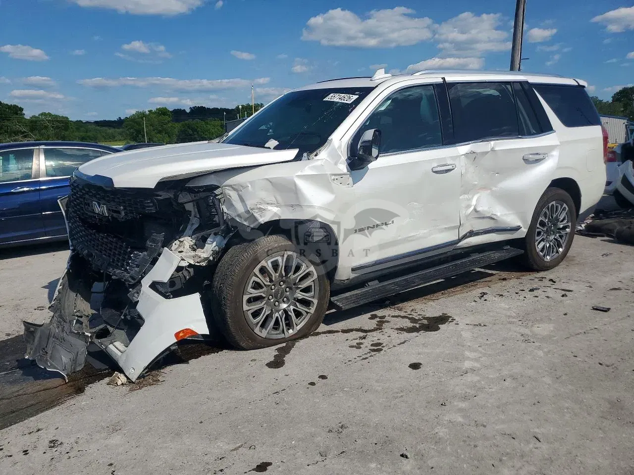 GMC Yukon 6.2L 8 2023