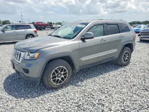 Jeep Grand Cherokee 5.7L 8 2013