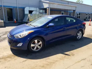 Hyundai Elantra 1.8L 4 2013