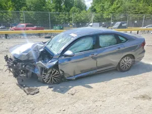 Volkswagen Jetta 1.4L 4 2021